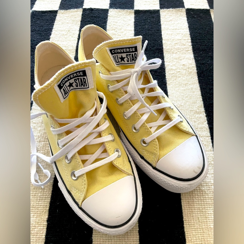 Converse all star sneakers